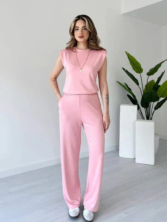 TRACKSUIT CHIC WOMEN’S CO-ORD