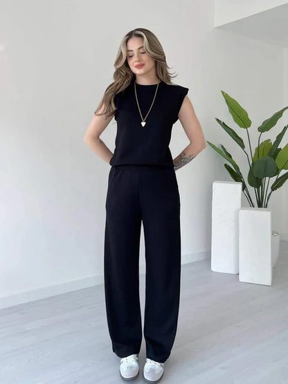 TRACKSUIT CHIC WOMEN’S CO-ORD
